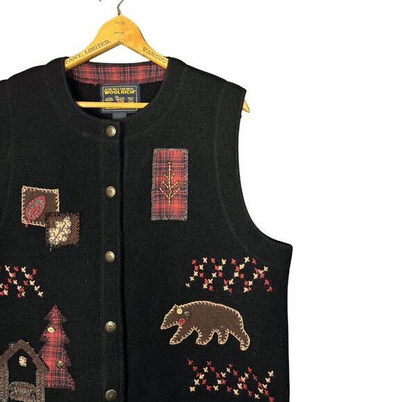 Vintage Wool Sweater Vest Black Woolrich Cabincore Embroidered Bear Vest Cozy - Picture 2 of 9